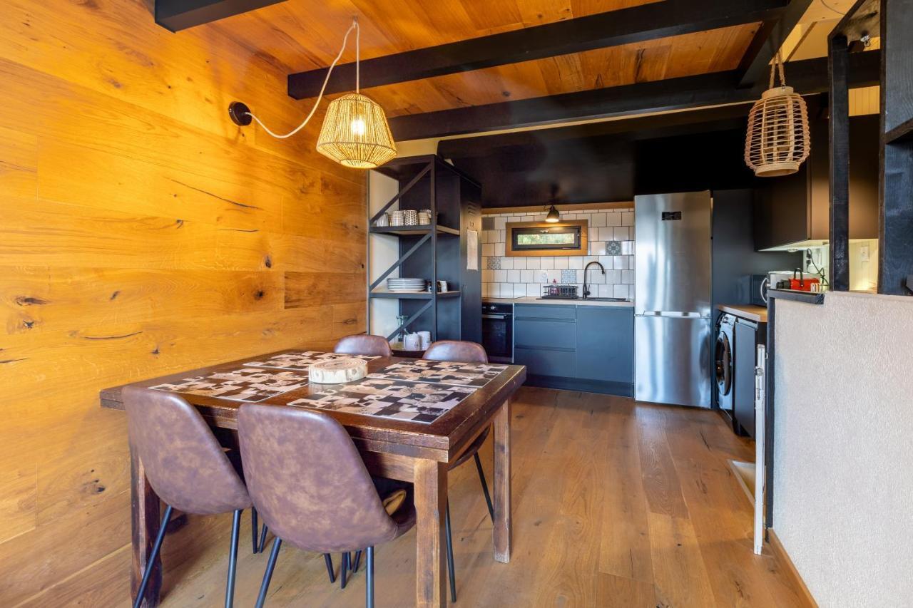 Le Cerf - Duplex Avec Superbe Vue Montagne Apartment Лез Англ Екстериор снимка